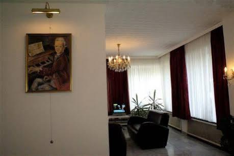 Hotel Mozart Francoforte sul Meno Esterno foto